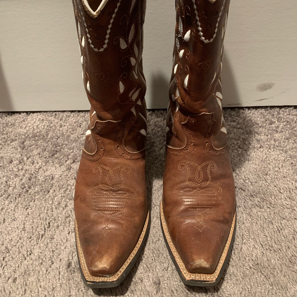 Women’s Ariat boots size 6.5B